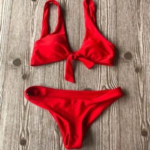 Shauna - Red Bikinj